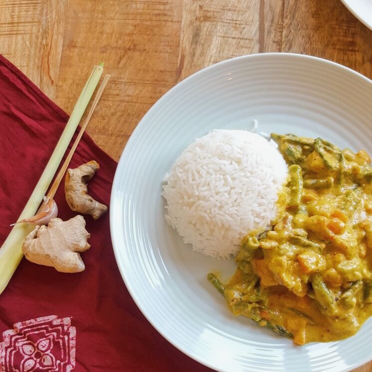 Indonesische gele curry