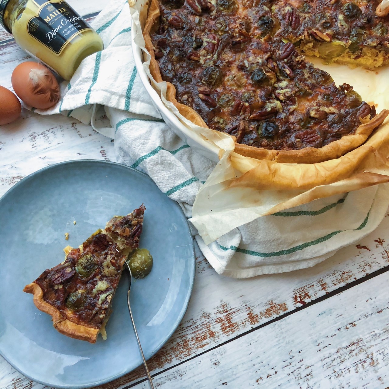 spruitjesquiche recept pecannoten spek en mosterd